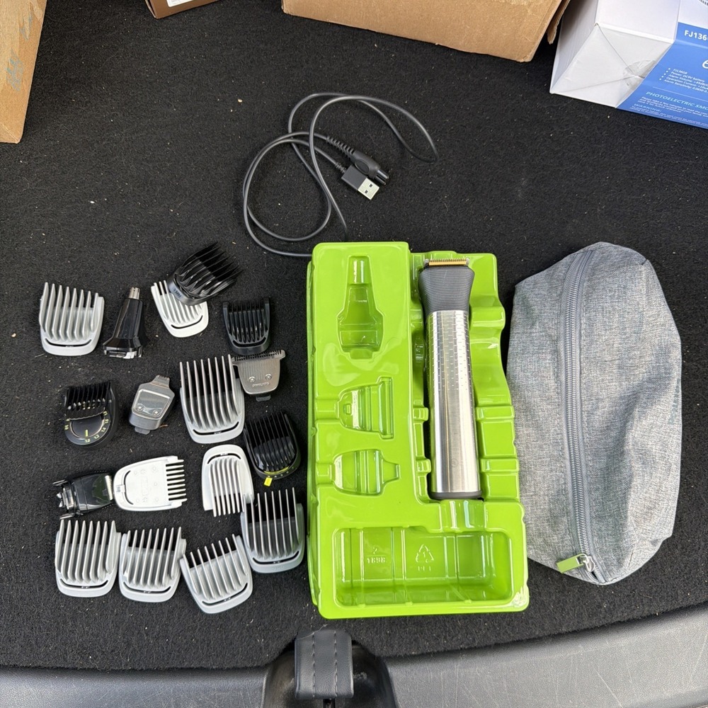 Philips Norelco All-in-One 7000 Series 22-Piece Trimmer - Electric Shaver and Cl